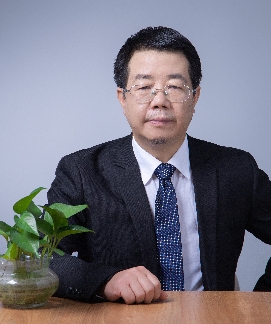 牛宏宝.jpeg